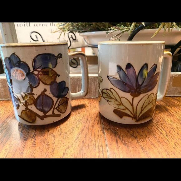 Other - 2x Vintage Boho Fall CERAMIC COFFEE MUGS
